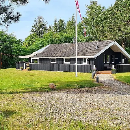 7 Person In Graested-by Traum Græsted