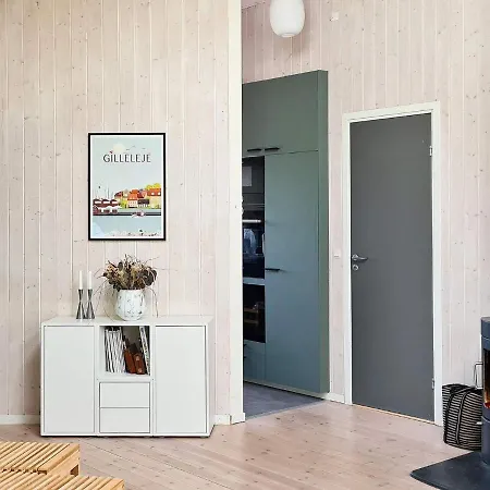 7 Person In Graested-by Traum Nyaraló Græsted