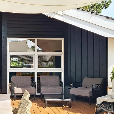 7 Person In Graested-by Traum * Græsted