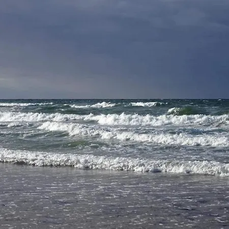 7 Person In Graested-by Traum Nyaraló *