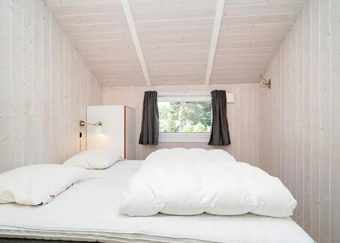 7 Person In Graested-by Traum * Græsted